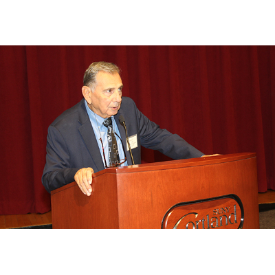 Gambitta gives acceptance speech