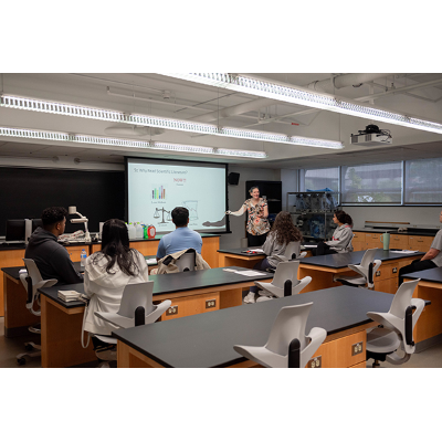 Fall 2024 Lewis Stokes newcomers getting oriented