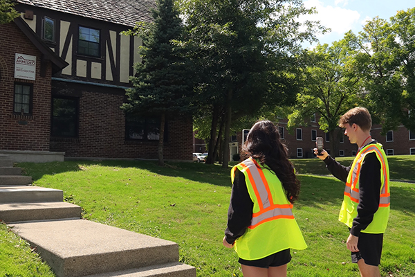 Students gain experience with municipalities